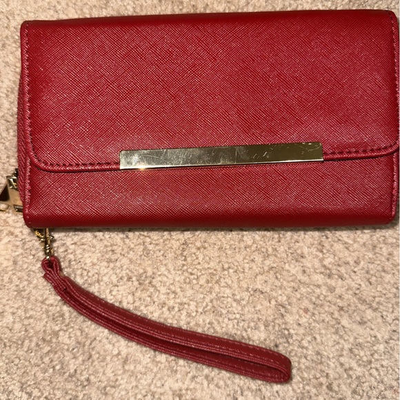 EUC-Unbranded wristlet wallet Burgundy - Picture 1 of 10
